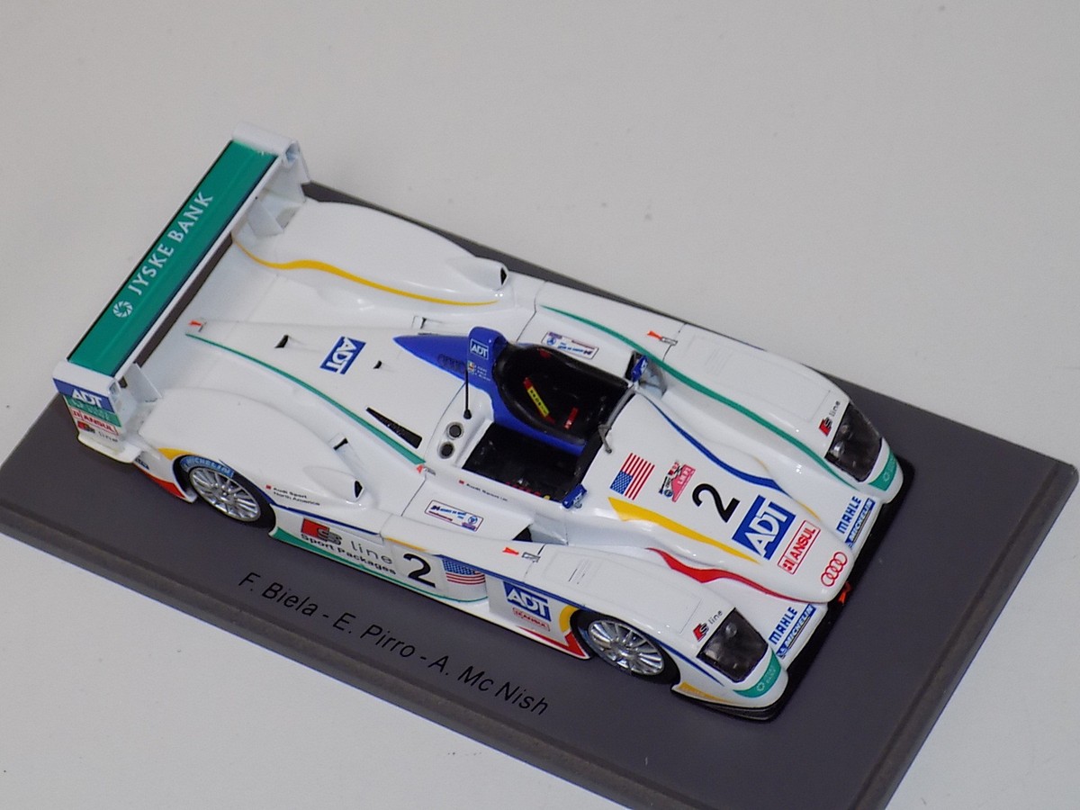 1/43 Spark Audi R8 Champion Car #2 3rd in 2005 24 Hours of LeMans
