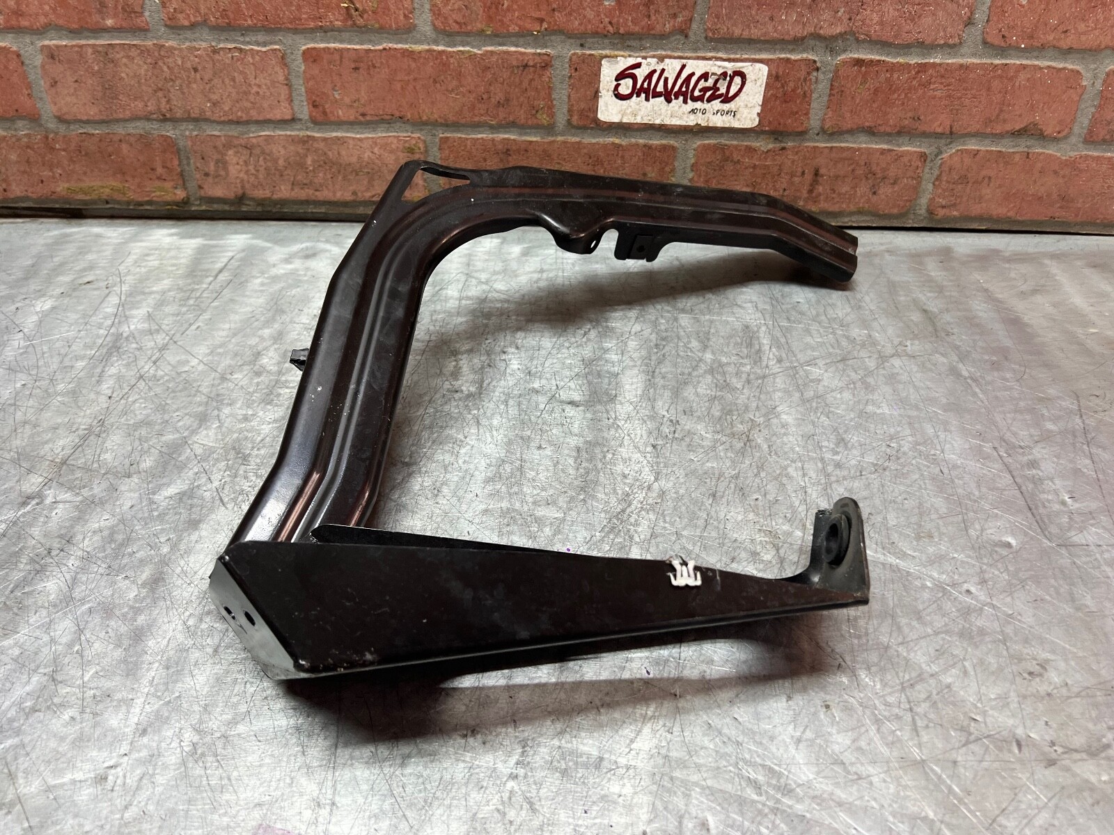 McLaren 650S 2015 Rear Left Quarter Panel Bracket Mount Support 15 - 17