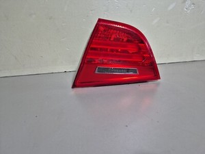 BMW 3 Heckklappen-Heckklappendeckel rechts LED-Rücklicht E90 7154156 2011