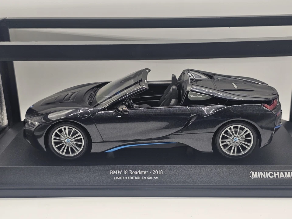 Bmw i8 Roadster Grigio 1:18 Minichamps In Box - Immagine 2 di 4