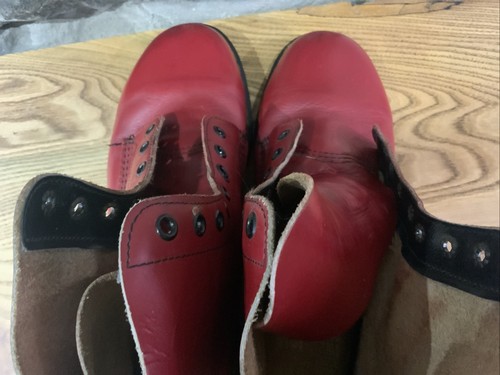 Botas vintage DR MARTENS ROJO CEREZA talla 9uk 8 agujeros con cordones Hechas en Inglaterra - Imagen 17 de 23