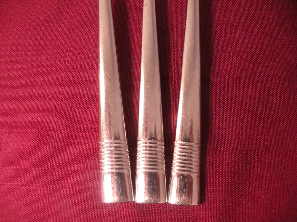 3 Dinner Foks Crate & Barrel Splendide Toronto Stainless Flatware Bands 8 1/8" - Image 3 of 4