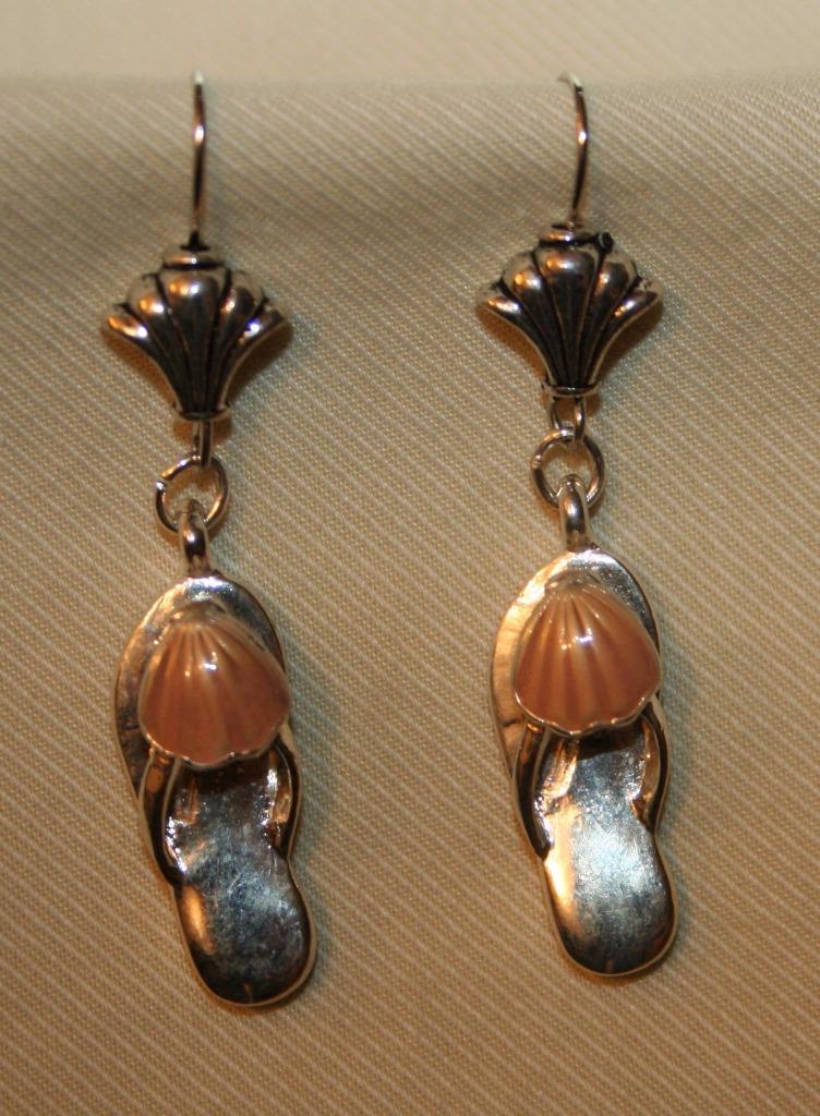 Delightful Peach Enameled Seashells Shell Silvertone Flip Flop