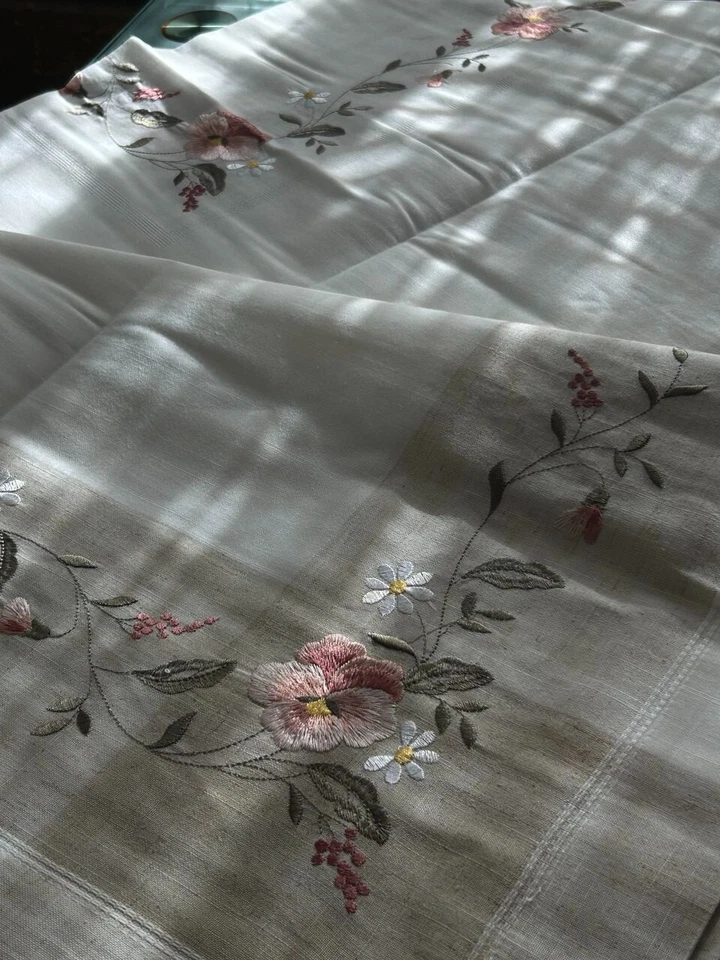 home decor items - Image 2 of 4