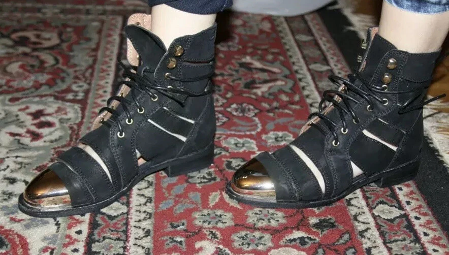 BOTA JEFFREY CAMPBELL JENSON SLASH COLOR NEGRO TALLA 6 Foto 4 de 4