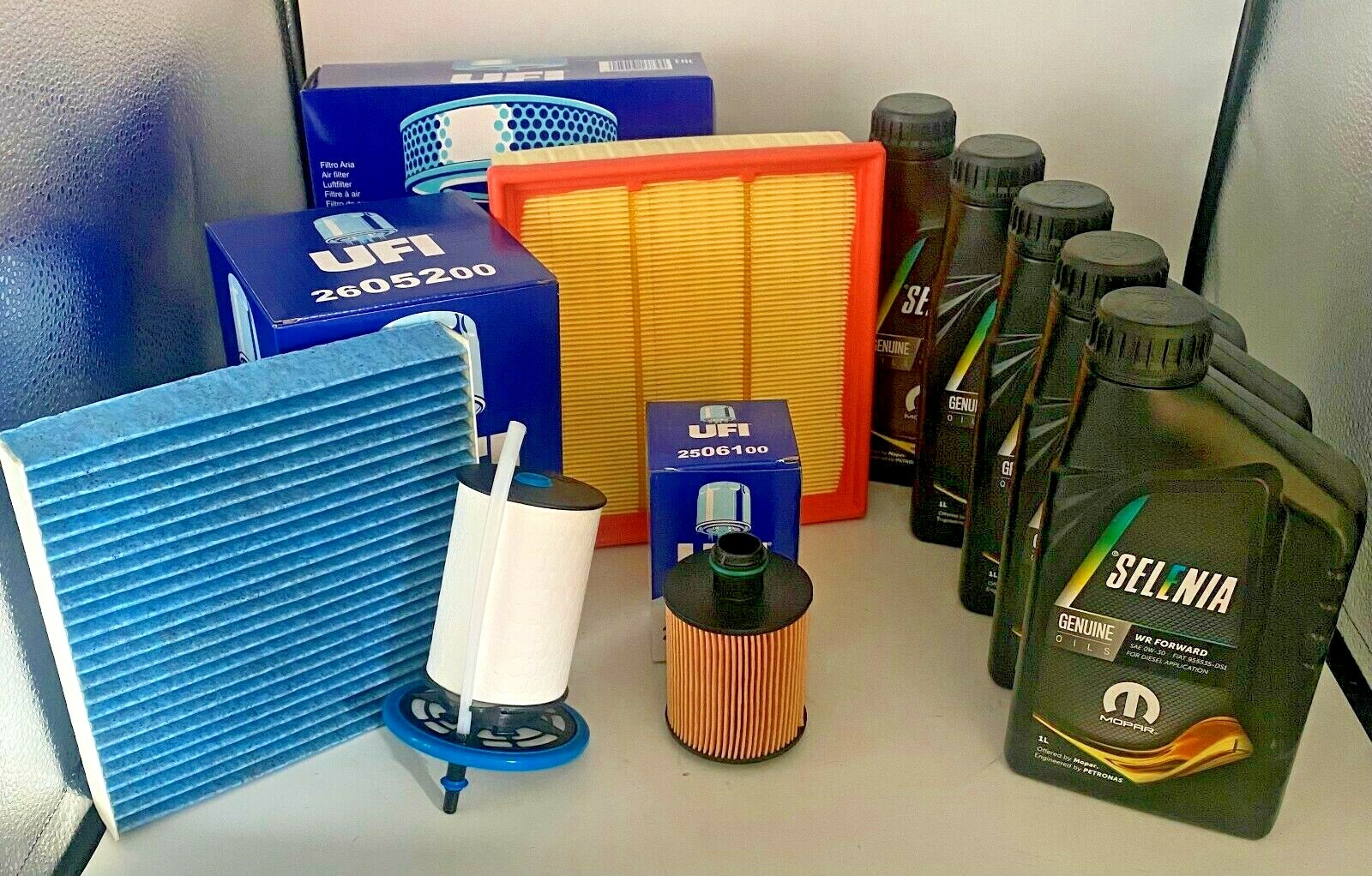 KIT TAGLIANDO FIAT DOBLO 1.6 MJT 120 CV 4 FILTRI UFI 5...