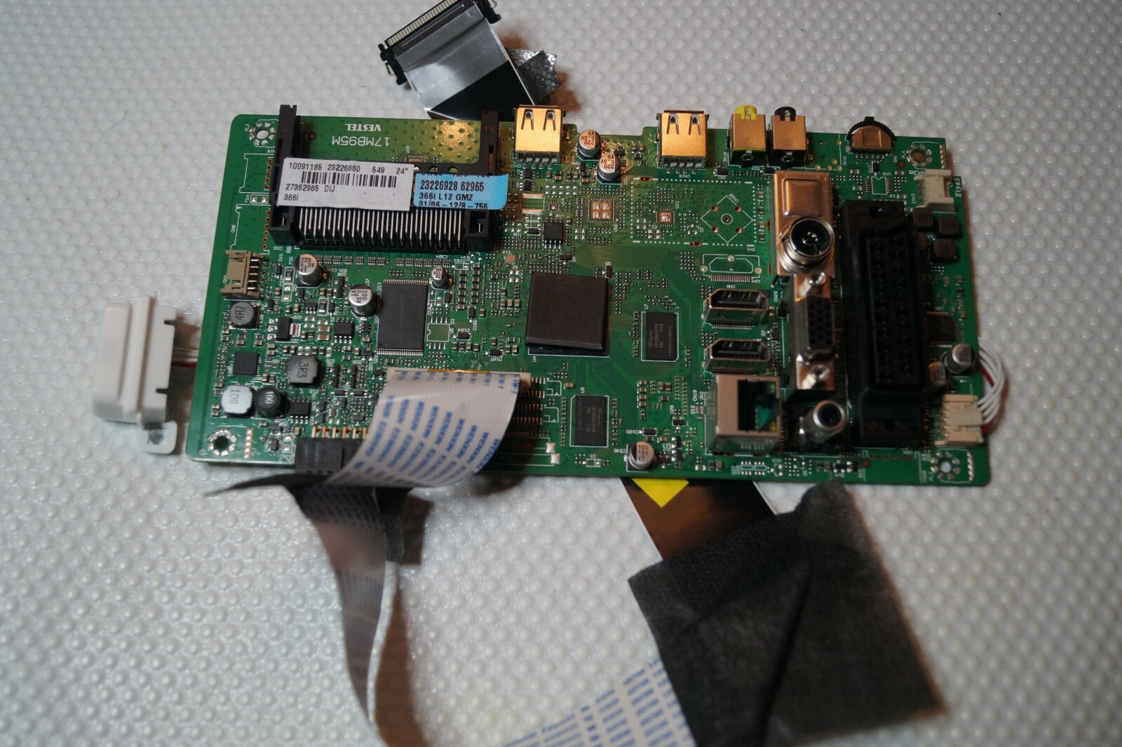 MAIN BOARD 17MB95M 23226860 FOR 24"" BUSH LED24265DVDCNTDW TV, VES236WNVC-2D-N03