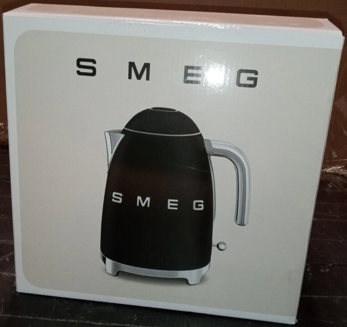 Smeg Matte Black Electric Tea Kettle + Reviews