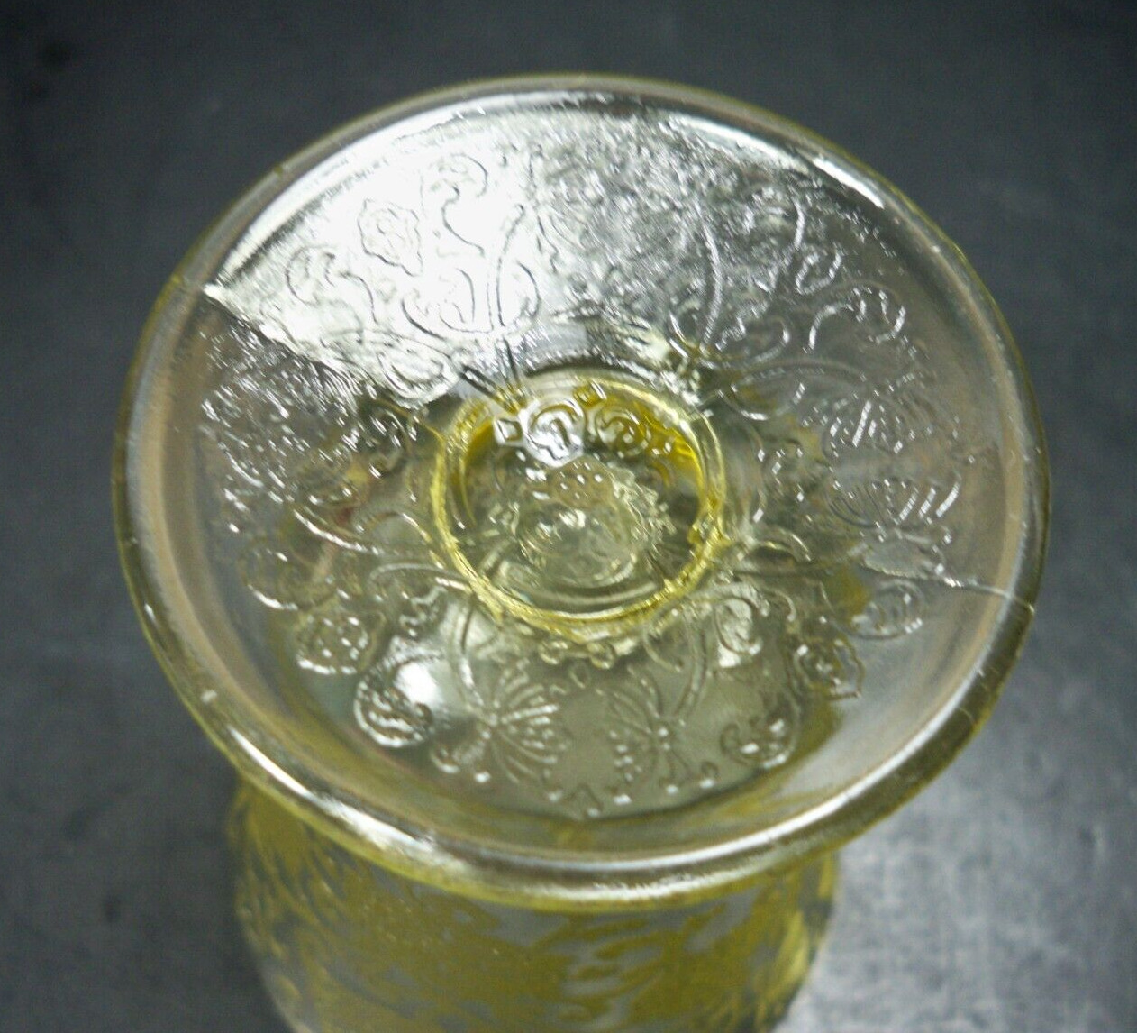 Hazel Atlas Depression Glass FLORENTINE #2 Yellow Footed 4" Tumbler Vintage 1932