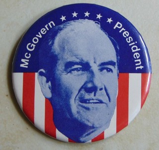 George McGovern 1972 campaign pin button political