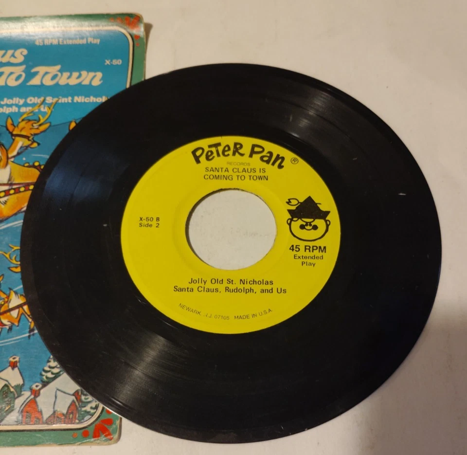 Peter Pan Records, 4 Favorite Songs, Santa Claus Is Coming to Town, X-50-45 RPM - Image 3 of 4