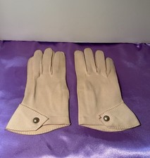 VTG Pale Pink Gloves Designed by Lilly Dache, Short Wrist Length, Pearl Buttons