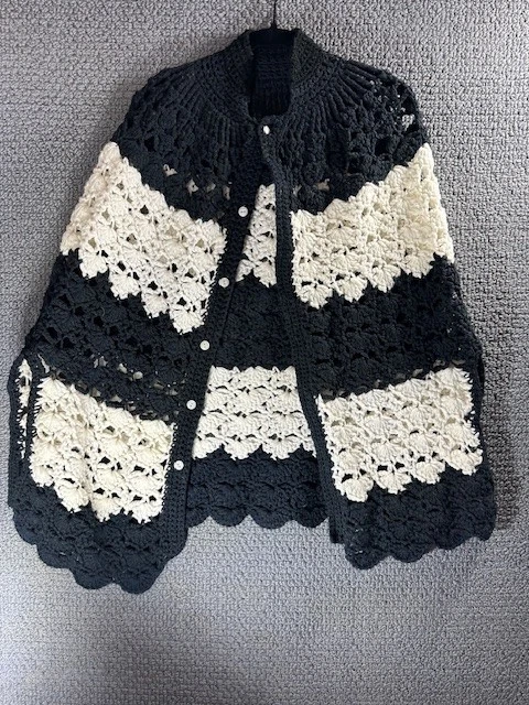 Crochet Knit Cape Poncho (60's, 70's) Bohemian Boho Hippie One Size Black/White