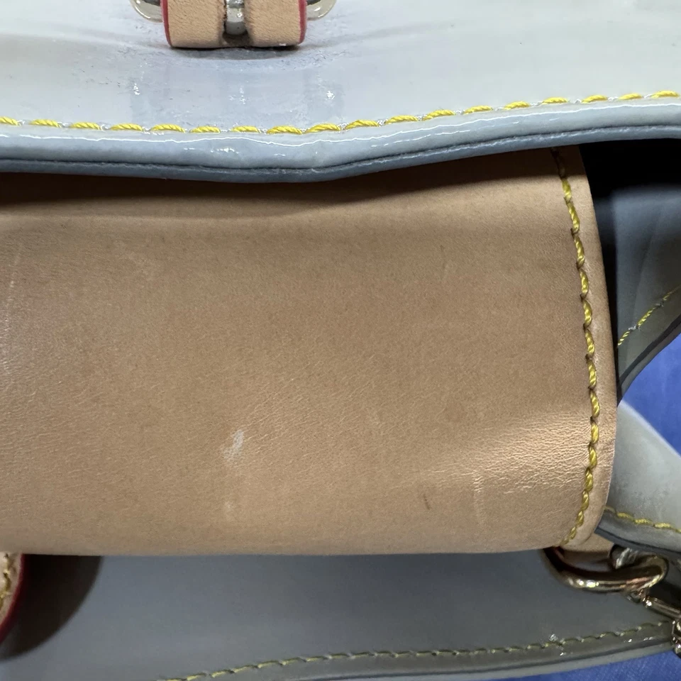 Bolso de hombro Dooney & Bourke charol cartera y bandolera verde Janine Foto 3 de 4