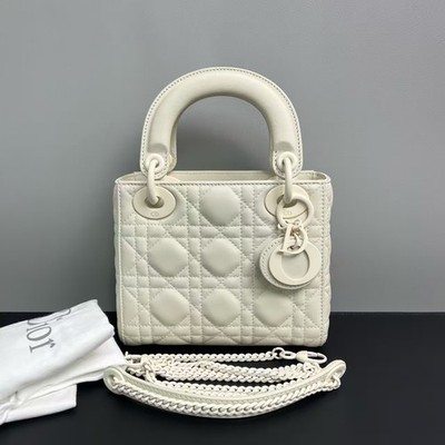 大人気！Lady Dior ホワイト レザー Auth Dior Lady Dior Small Matte White Calfskin Detachable Chain