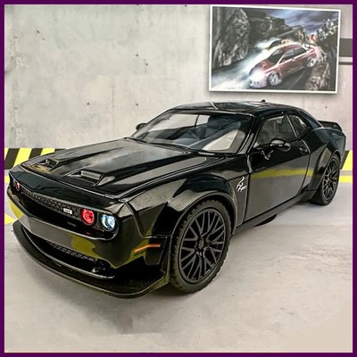 1:32 Dodge Challenger SRT  Musle Car Model Diecast Toy Collectible Sound & Light