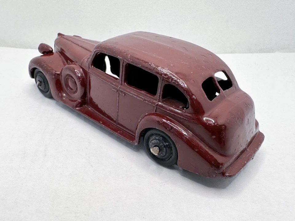 RARO COCHE MODELO DIECAST VINTAGE DINKY TOYS # 39D BUICK VIRREY BERLINA GRANATE 1947 Foto 2 de 4