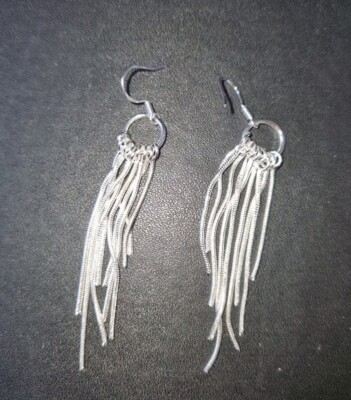 925 STERLING SILVER FILLED FINE FEATHERED STYLE EARRINGS INC FREE GIFTBAG.