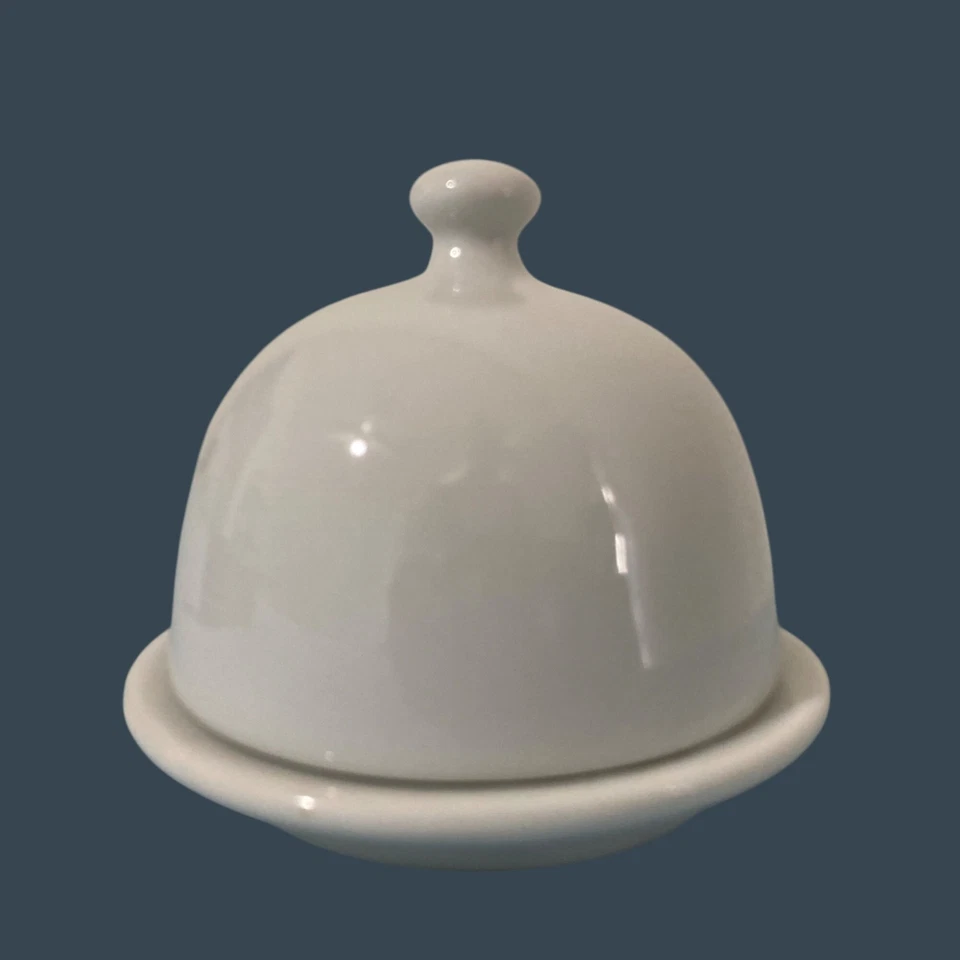 Campana de plato de mantequilla de porcelana blanca individual pequeña minimalista Foto 4 de 4