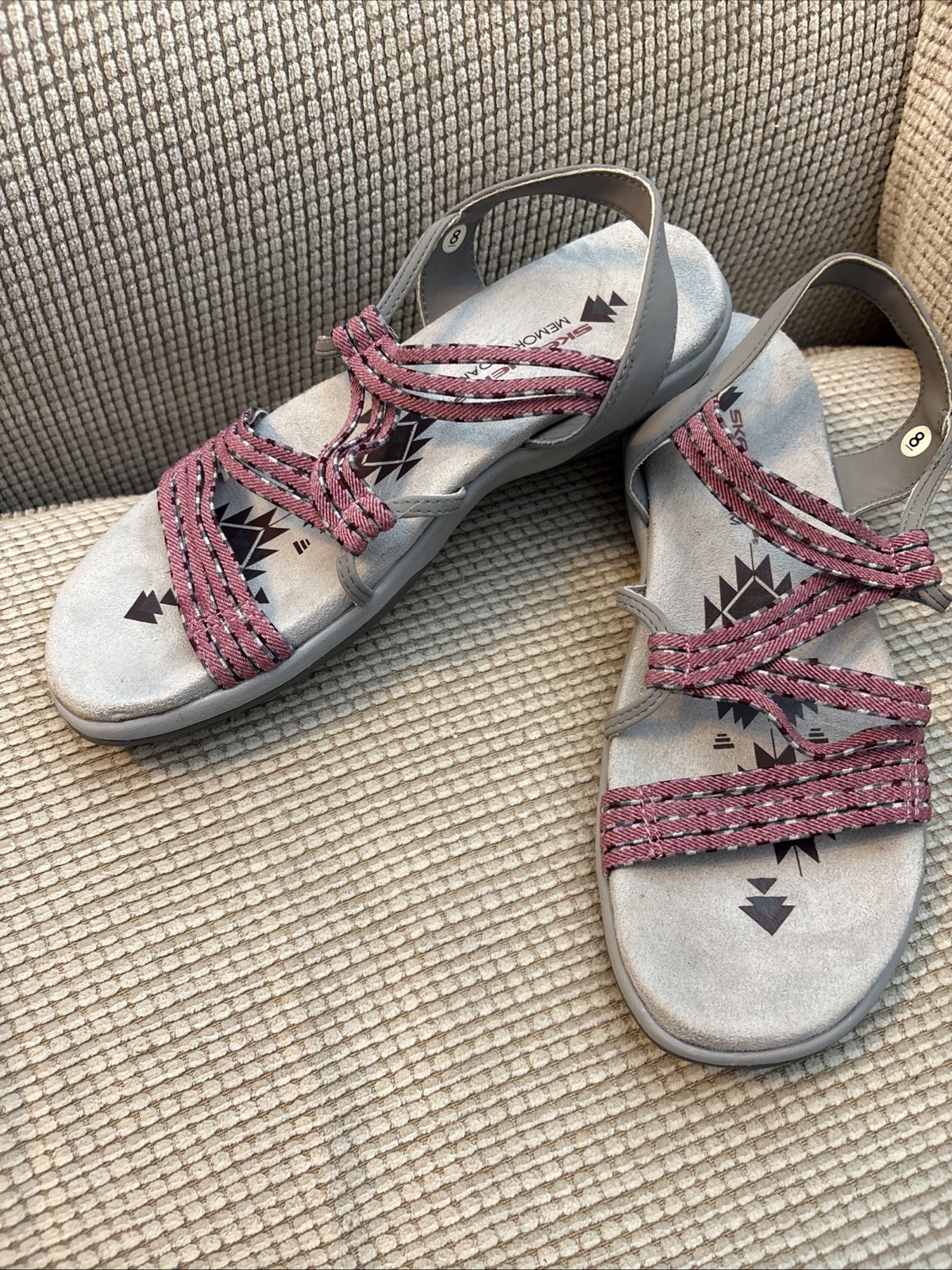 Skechers Reggae Slim Strappy Sandals with Memory Foam Pink Size 8 EUC