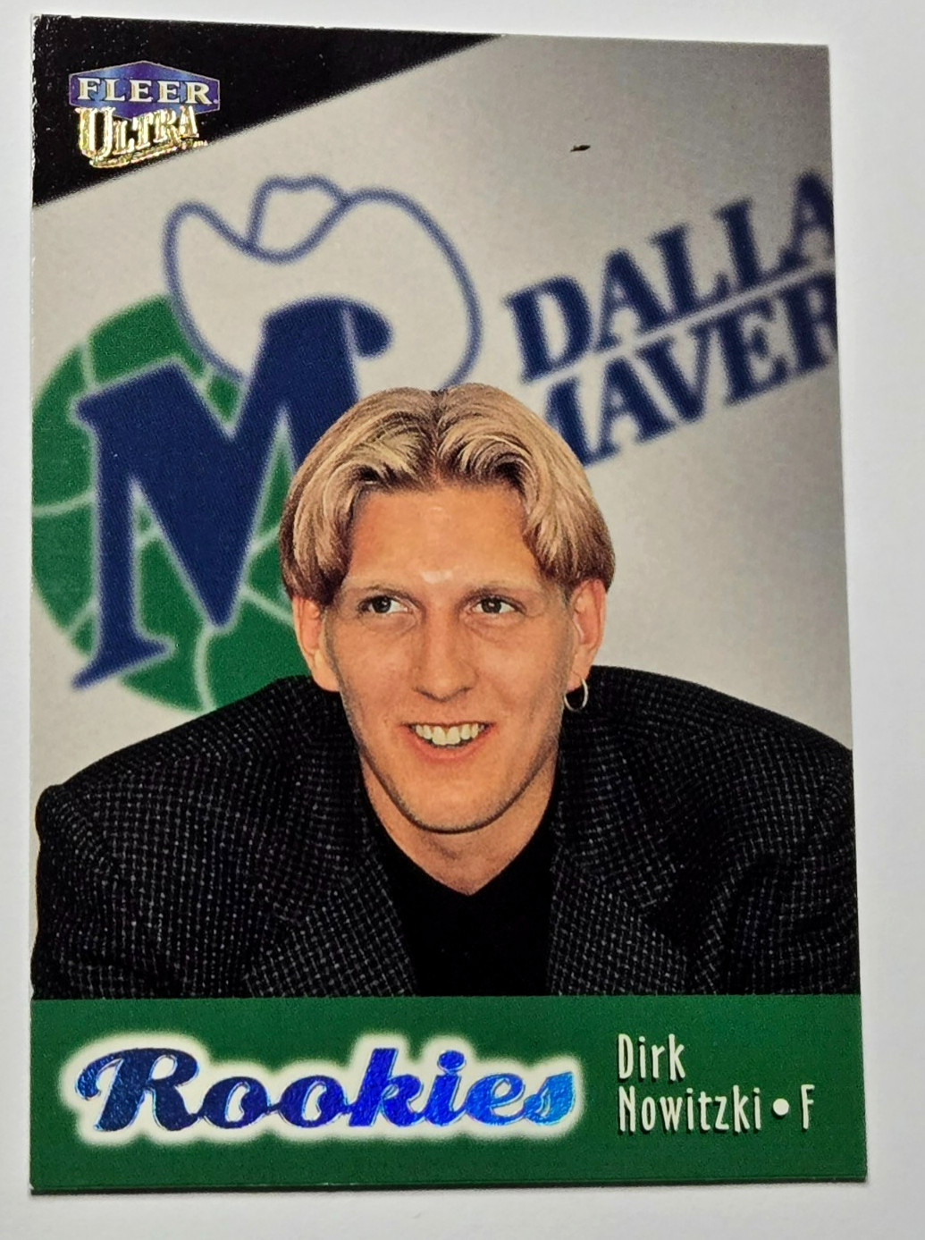 1998 - 1999 Dirk Nowitzki Fleer Ultra Rookie RC #118