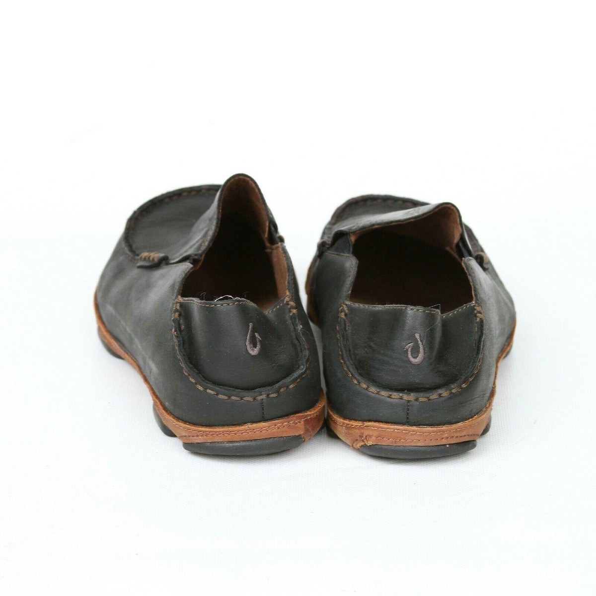Olukai Moloa Moc Apron Toe Slip On Loafers 9.5 Olukai Moloa Black Leather Moc Apron Toe Slip On Loafer  main image 2