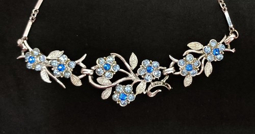 Glamorous CORO Signed Silver Tone Sparkling Blues Rhinestone 1950s Necklace - 第 3/10 張圖片