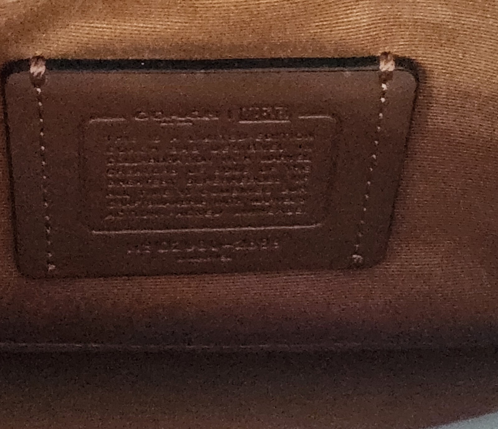 Coach MARVEL Jes Messenger Crossbody Carol Danvers Gem