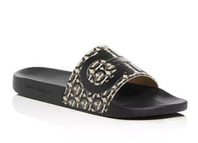 サンダル・ミュール Ferragamo Slide Sandal Ferragamo Men's Dual-Buckle Gancio Slide Sandals | Neiman Marcus