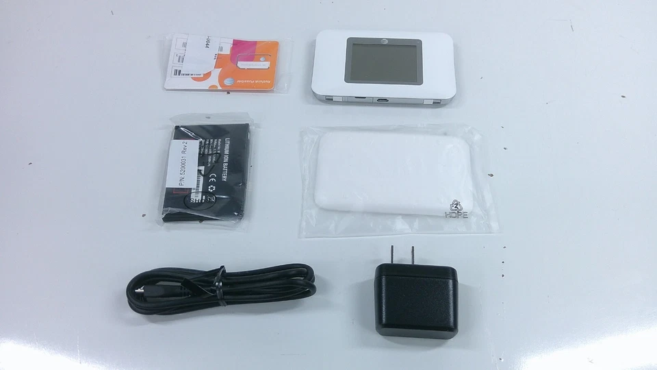 AT&T Unite (AC770S) 4G LTE Mobile WiFi Hotspot - Image 4 of 4