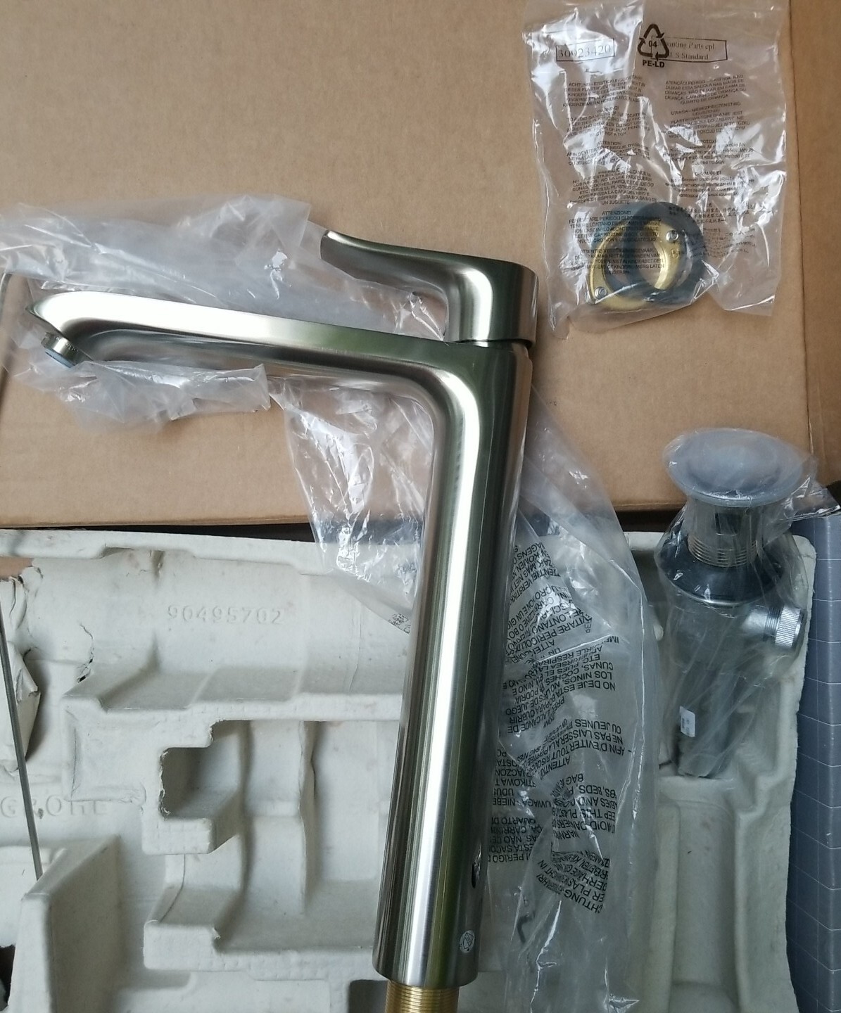 Hansgrohe Metris E2 31082821 Single Hole Tall Bathroom Faucet Brushed Nickel 427