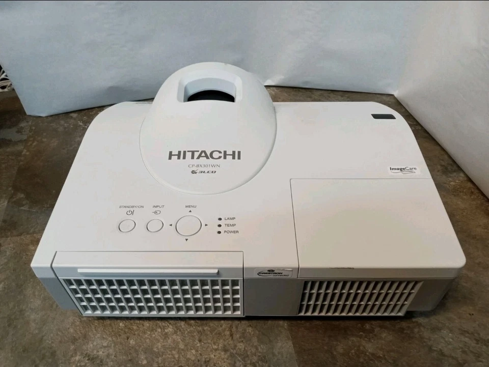 Hitachi CP-BX301WN 3LCD XGA Short-Throw Projector 3200 ANSI Lumens HDMI GAMING - Image 3 of 4