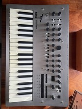 KORG MINILOGUE POLYPHONIC ANALOG SYNTHESIZER