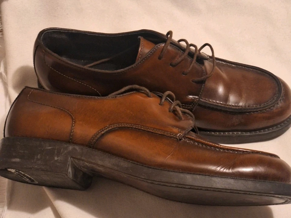 G.H. Bass & Co Brown Leather Oxford Shoes Youth Size 3 - Image 4 of 4