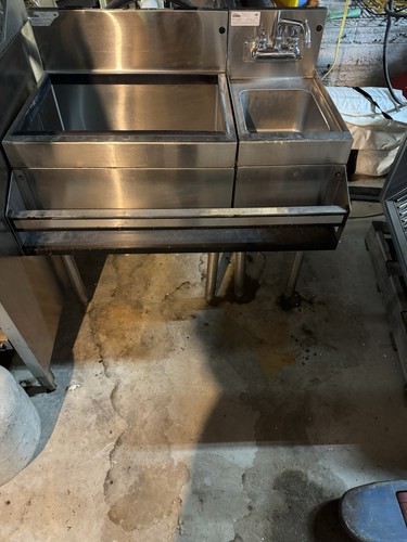 GlasTender 36”x25” Ice Bin + 10-Circuit Coldplate+ Handsink/DumpSink