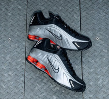 Nike Shox R4 Black Metallic Silver HQ1988-002 Men's Size New