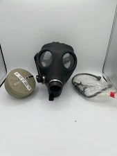 Surplus 57967 Israeli Military Surplus M15 Gas Mask Size 1