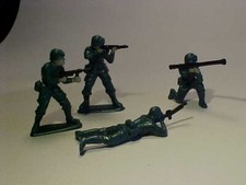 LOT 4: 2 INCH Toy Soldier from Yat Ming Army Play Set 1/32 Plastic Mint Loose