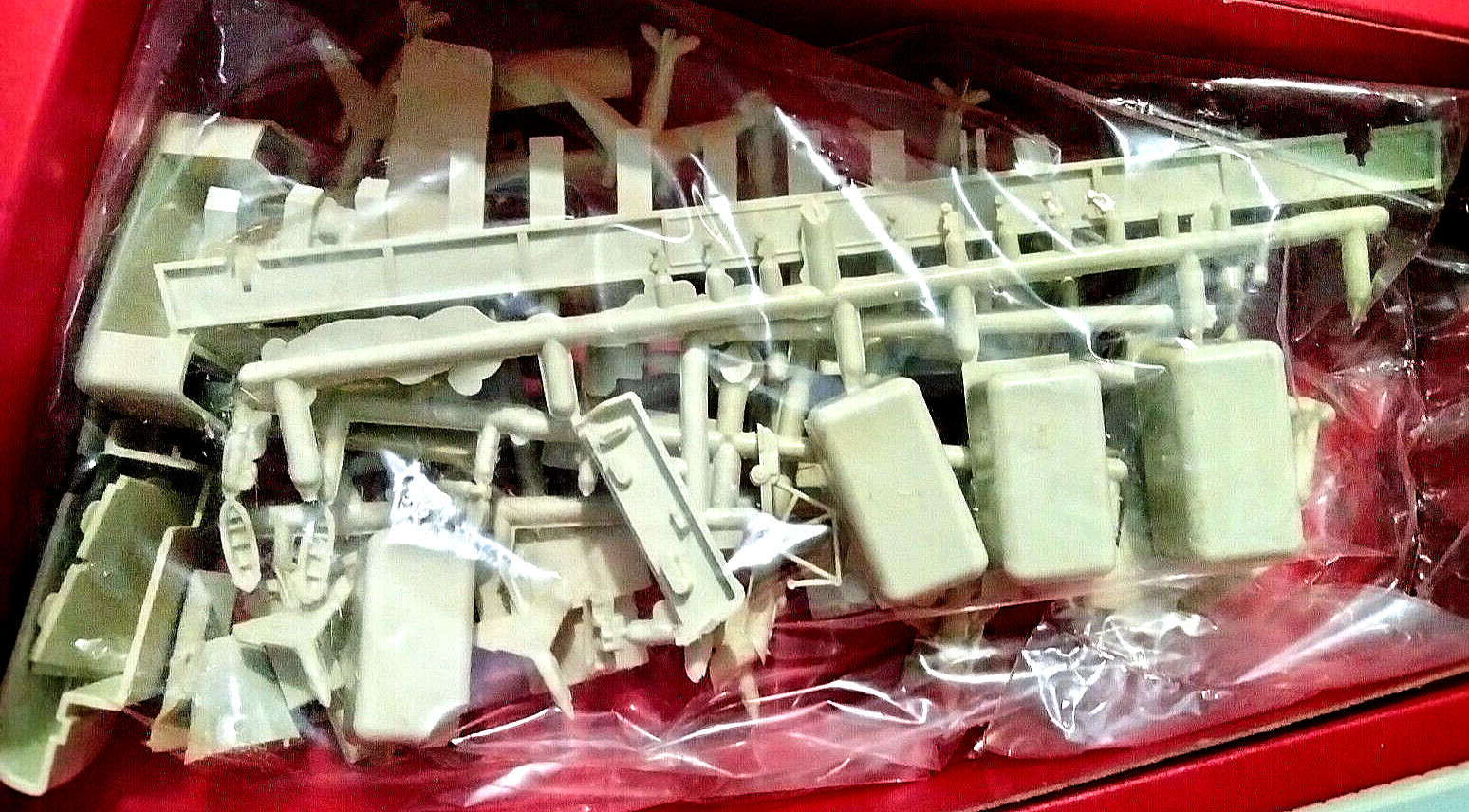 ITC- ENTERPRISE NUCLEAR CARRIER-UNBUILT-1/390th-MOTORIZED-SEALED Parts-1961-Read