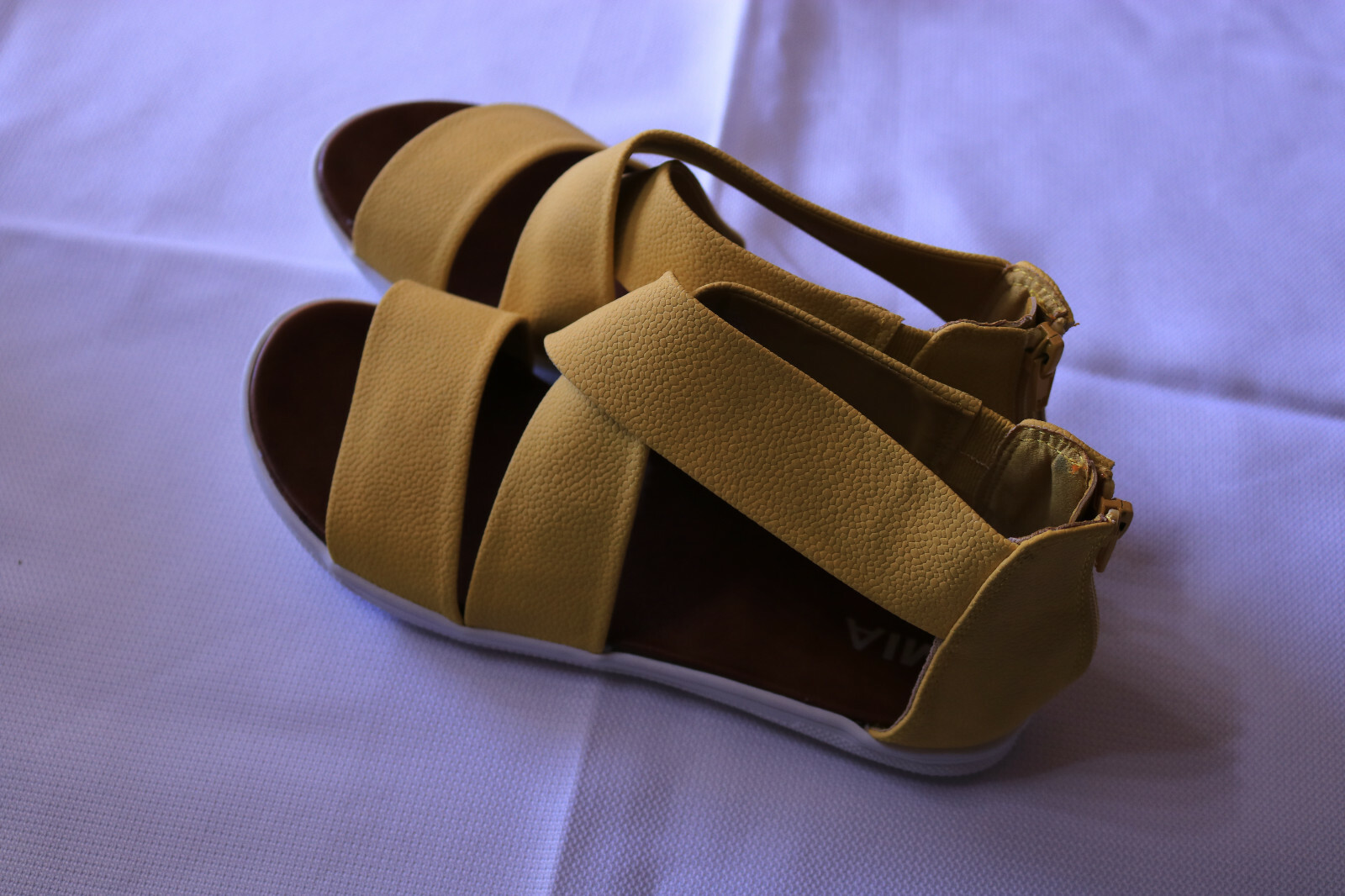 mia deana sandal black