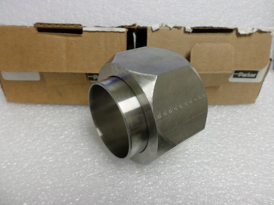 ФИТИНГИ ТРУБКИ PARKER 32 BTX-SS Triple-Lok 37°Nut/32 TX-SS Triple-Lok рукав 37° - Изображение 3 из 4