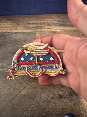 VINTAGE Distressed Patriotic American ''GOD BLESS AMERICA'' Fridge Magnet 4'' Long