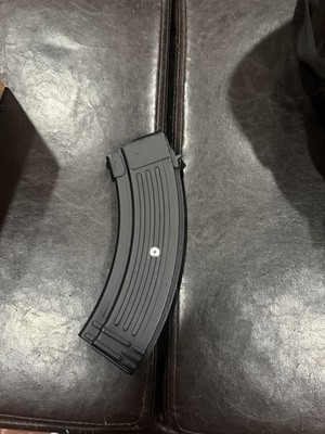7.62x39  10/30 pin for 10 rounds magazines in good condition 