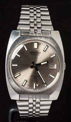 Seiko 7005-8160-P grau silbernes Zifferblatt automatische Vintage Herrenuhr -- funktioniert