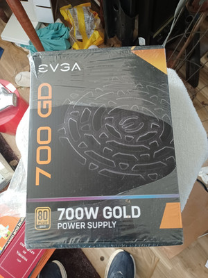 EVGA 700 GD 700W 80+ Gold Power Supply ATX PSU New Sealed