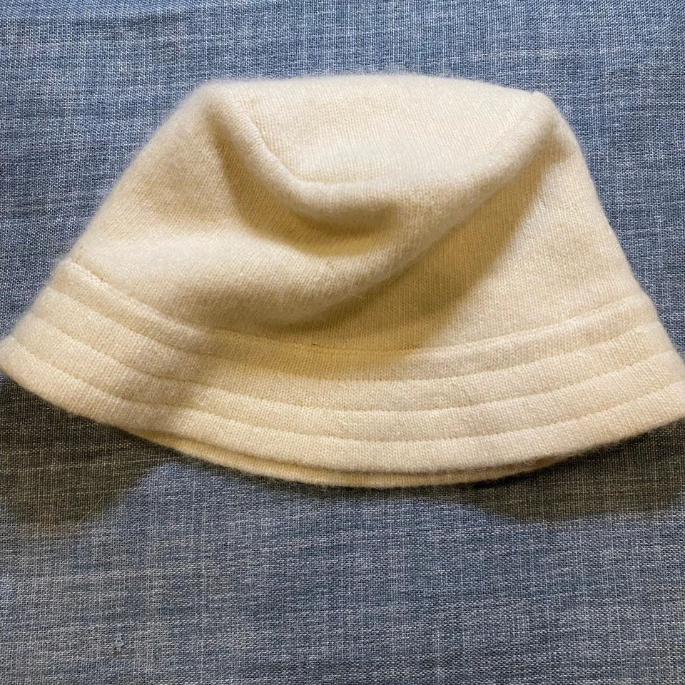 Banana Republic Cream Wool Angora Rabbit Hair Bucket Hat - FLAW - Image 2 of 4
