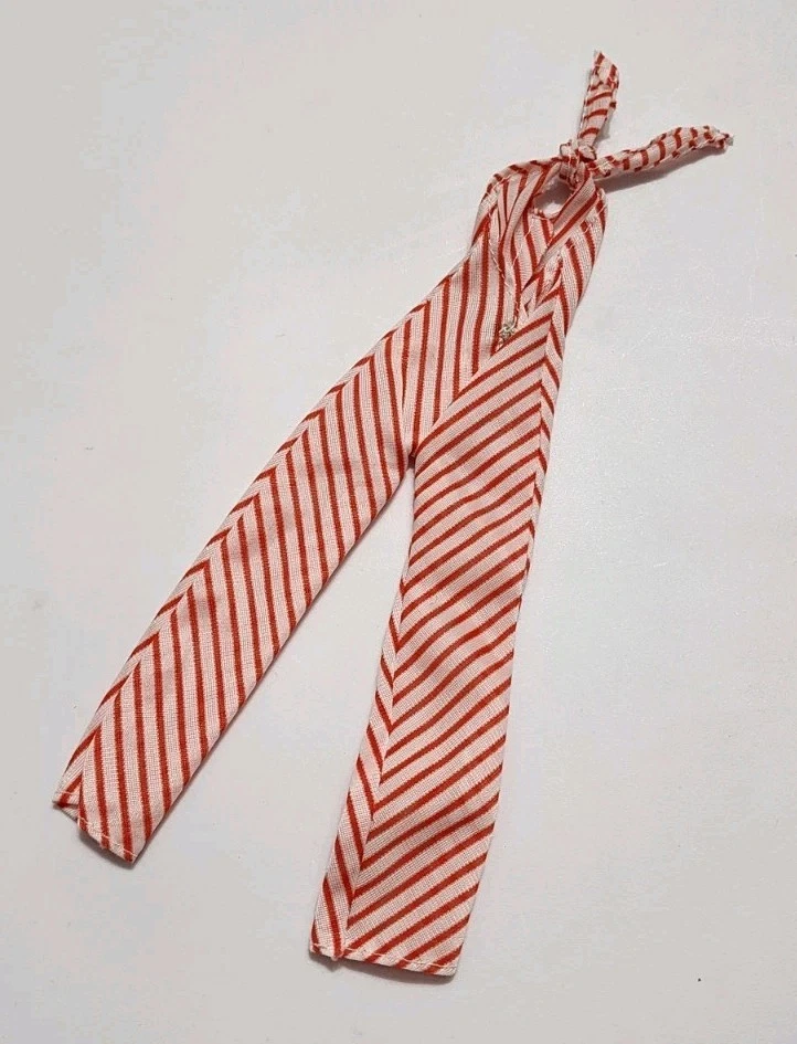 芭比裤子连体裤最佳购买 #9958 红色条纹挂绳复古 1977 年娃娃衣服 — 第 3/4 张图片