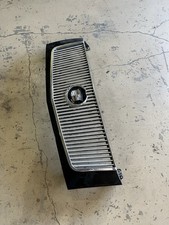 2002-2006 Cadillac Escalade Eg Classics Chrome Grille Grill Vertical Bars E G 2002-2006 Cadillac Escalade Eg Classics Chrome Grille Grill Vertical Bars E G