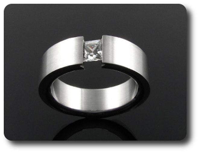 Bague homme acier et diamant CZ taille 52, anneau élégant pour le quotidien