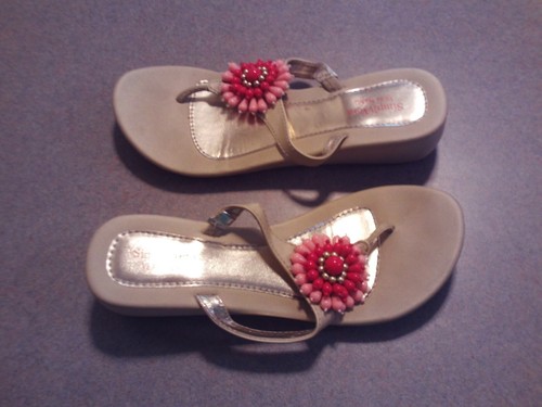 simply vera slippers